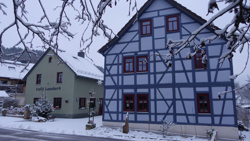 Cafe Landart Im Thueringer Finistere Daire Plaue  Dış mekan fotoğraf